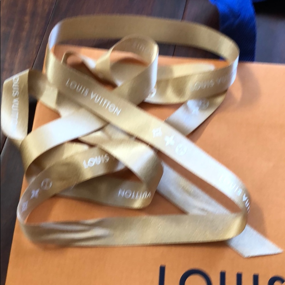 Lot of 4 Louis Vuitton shoppers shopping bags